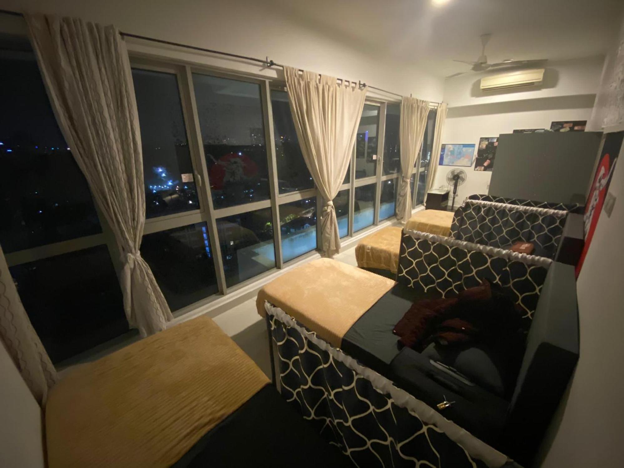 Regalia Bestfriend Hostel 吉隆坡 外观 照片